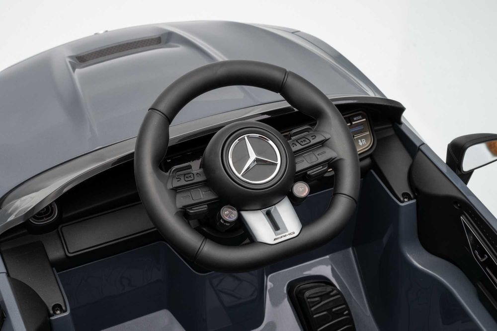 Mercedes AMG CLE53 4X4 EVA 12V 4SILNIKI samochód elektryczny dla dziec