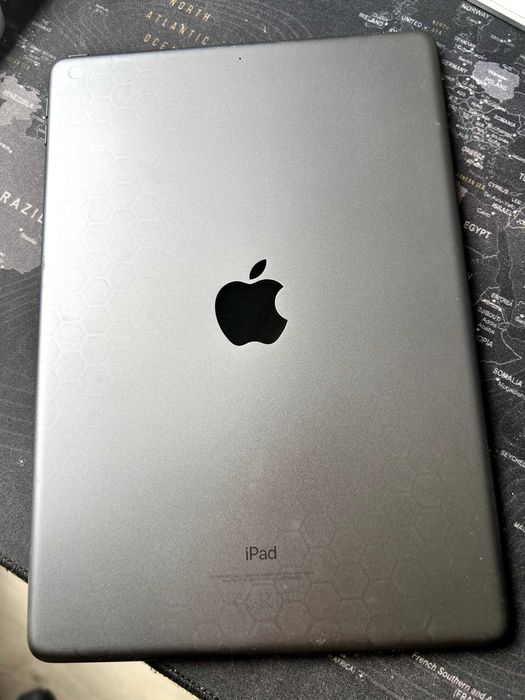 Apple iPad 9ª Geração 64GB Cinzento (Excelente Estado)