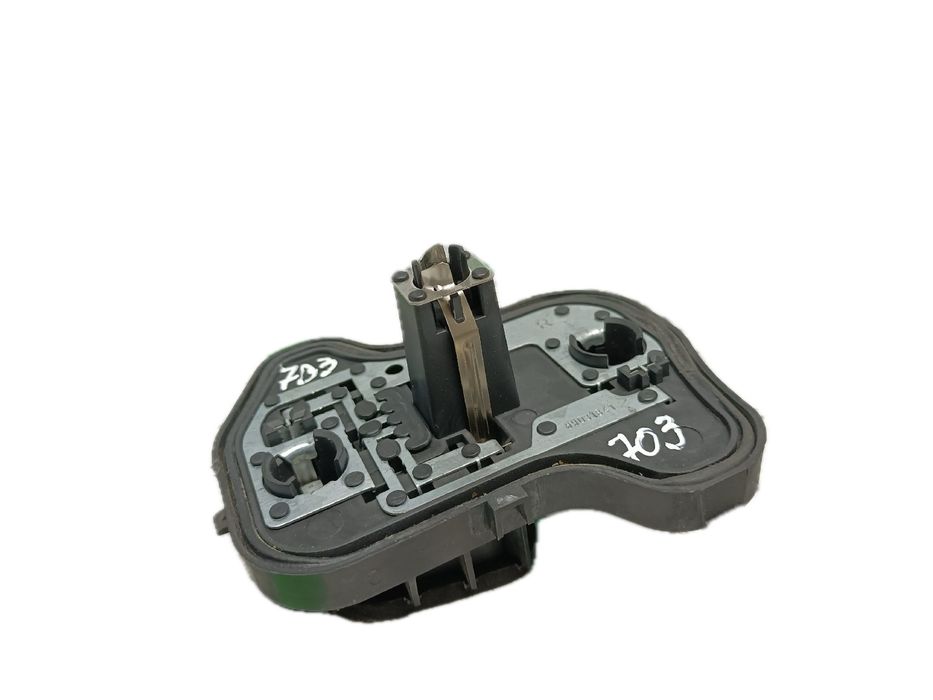 Suporte lâmpada direito VOLKSWAGEN Golf V (1K1)
