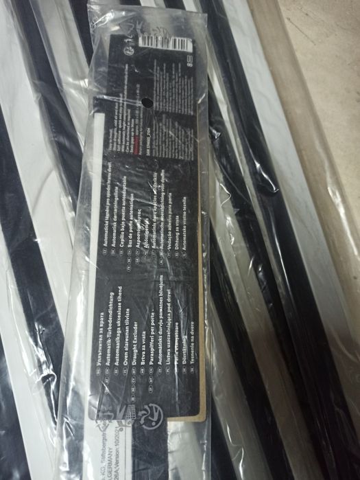 Listwa uszczelniająca pod drzwi Parkside biała