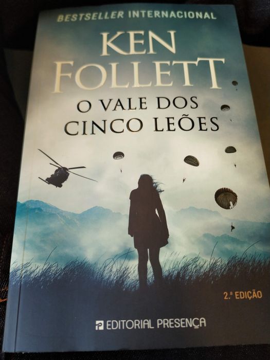 Ken Follett, allende, salman rushdie, Cecelia Ahern