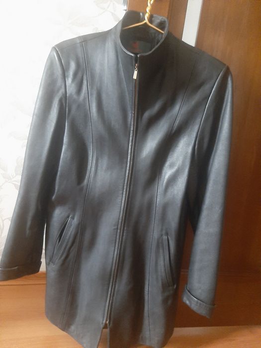 Продам женский кожанный пиджак