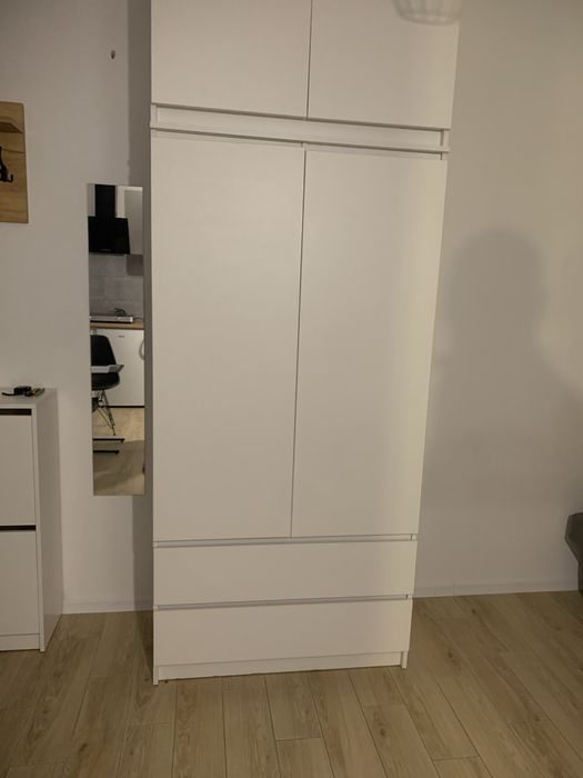 Kawalerka centrum, duży parking.