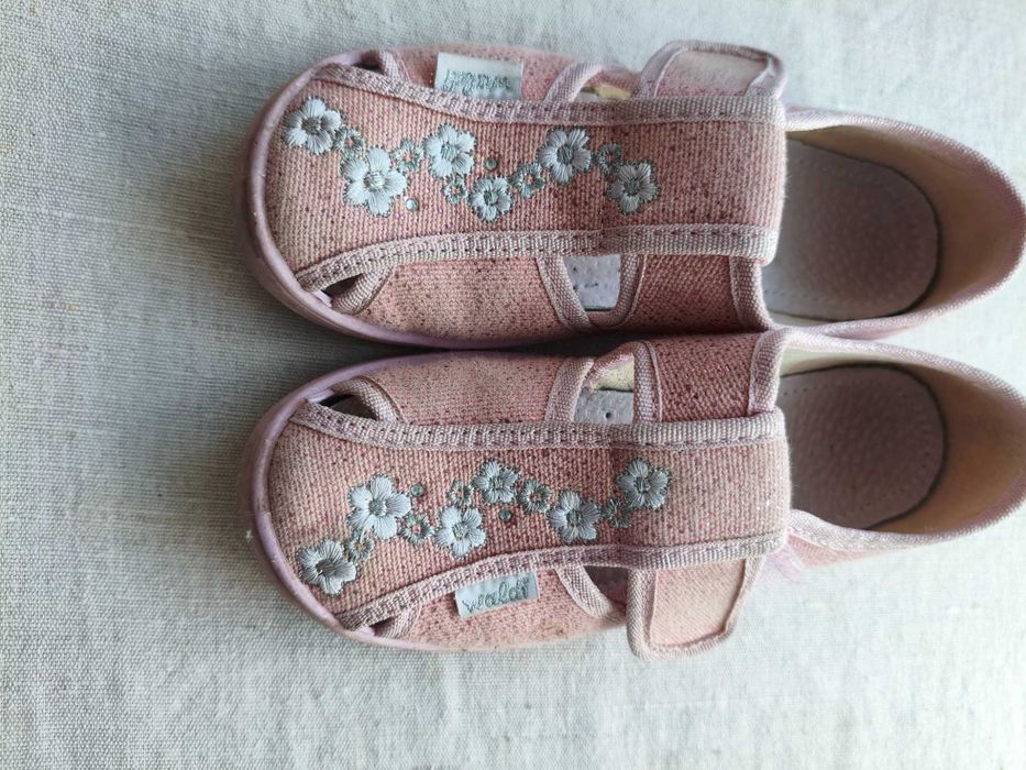 Тапочки на дівчинку
