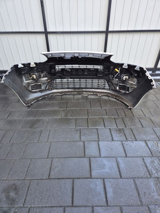 Zderzak przód przedni citroen C3 picasso rok 10 kod lak EZRC