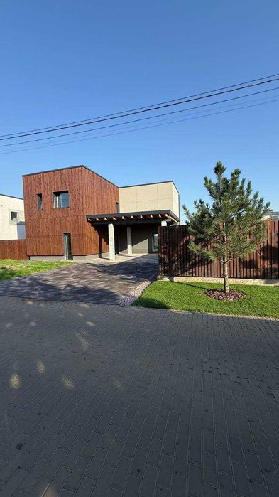 Продаж будинку в Крушинке КМ На Счастливій 165м2 8 соток бізнес БЕЗ %