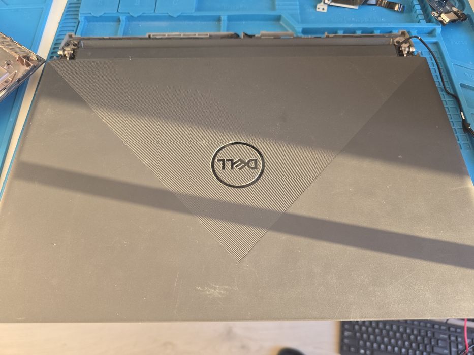 Laptop gamingowy Dell G15 5510 uszkodzony!