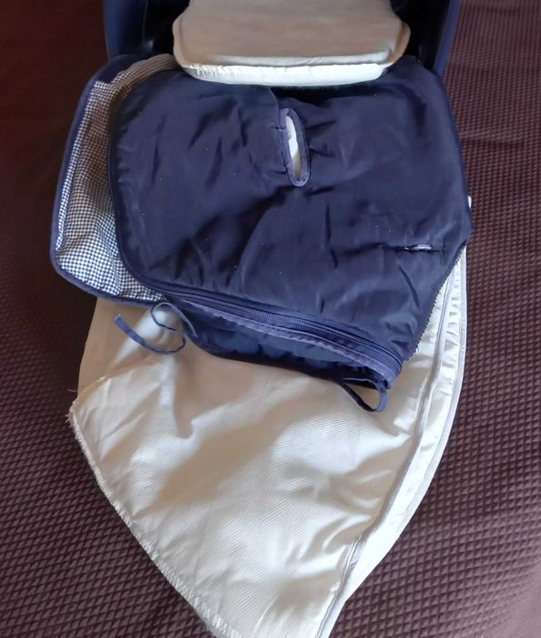 Alcofa para bebé com carrinho - BebeConfort