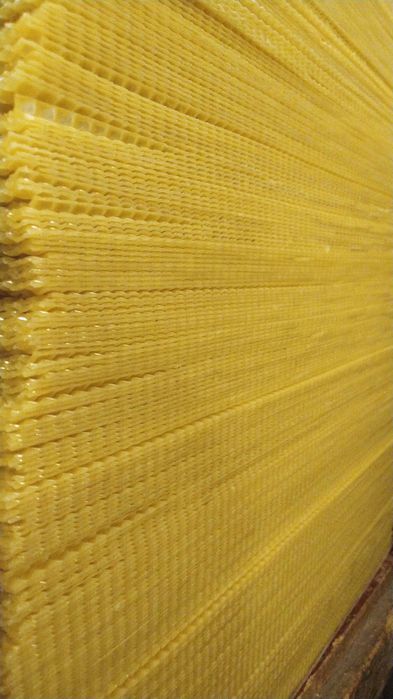 Вощина 1кг=240грн. Сертифікована.