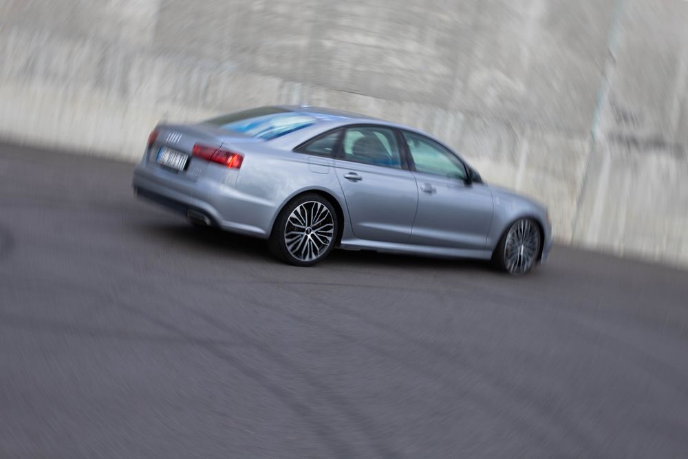 Audi A6 2017 VIN WAUF8AFC3JN063881 фото оголошення 5 з 7