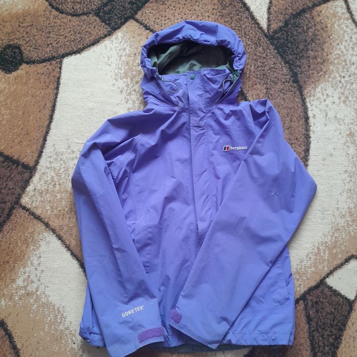 Ветровка berhaus и куртка лайл скотт