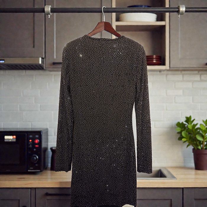 Amisu dopasowana sukienka rozm.S/M czarna z kamykami