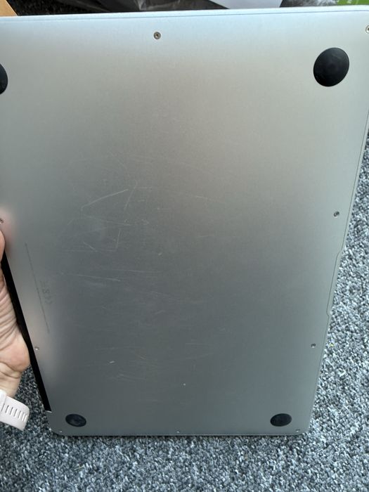 MacBook Air, stan bardzo dobry