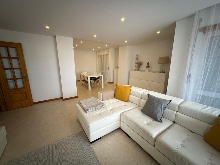 Apartamento T4 em Peniche para férias