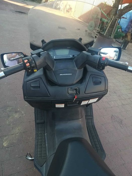 Suzuki Burgman 650/125