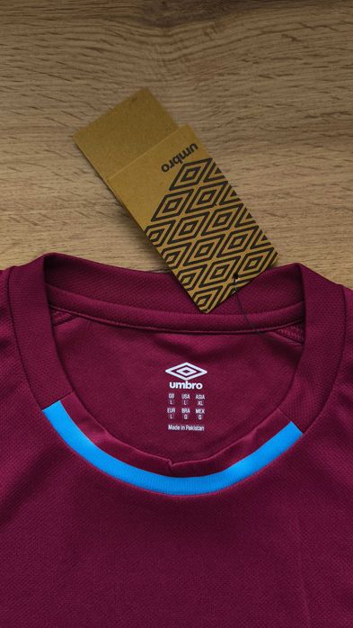 спортивний костюм (шорти + футболка) Umbro