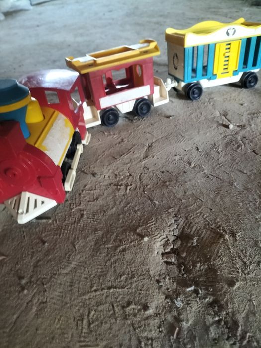 Іграшковий потяг