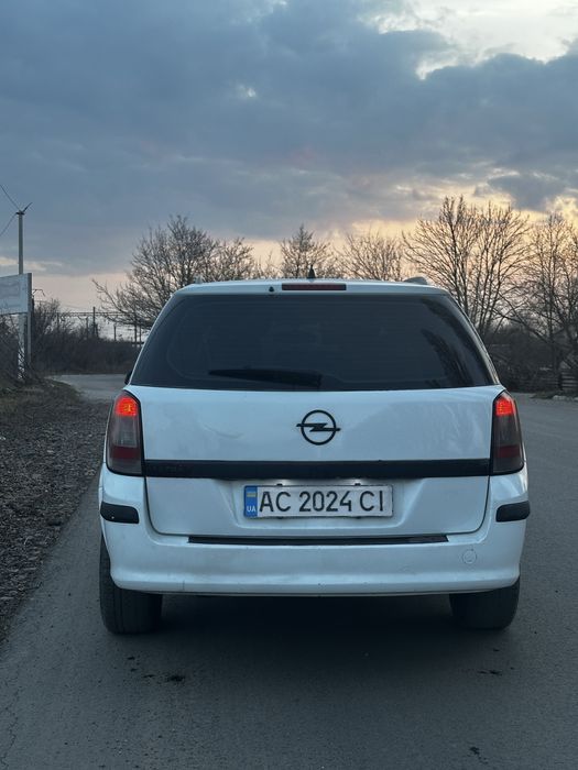 Опель Астра Н 1.9d