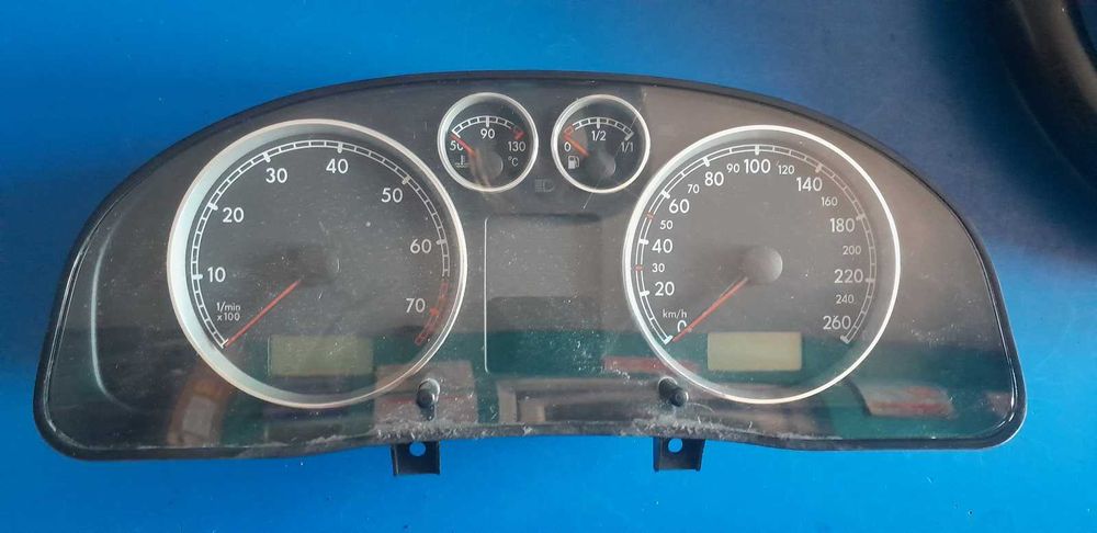 Licznik Zegary 3B0920827 Vw Passat B5 FL 1.8T 110.080.198/001