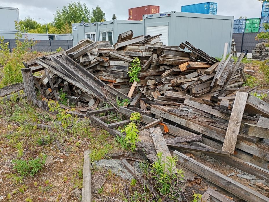 Oddam drewno i płyty OSB