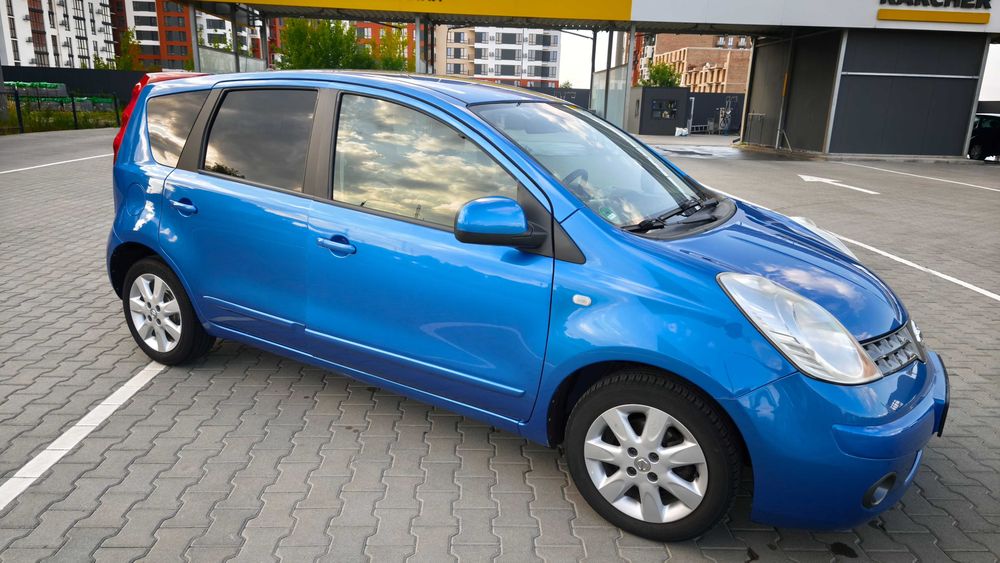 Nissan Note / 1,4 бензин / 2007