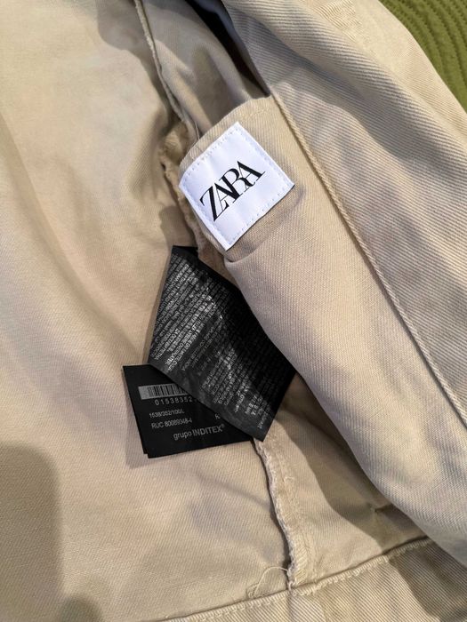 Zara Men's Coat, size L, Condition As New
