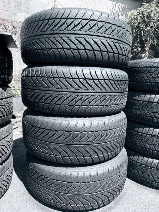 255 50 19 Goodyear Ultragrip Wrangler RSC 90% 2024 Шини Зима