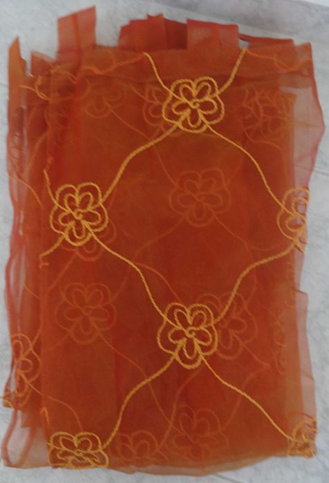 Cortinado em Tom Laranja