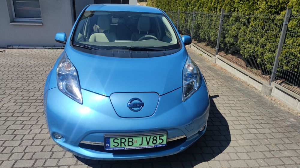 Nissan leaf 2012