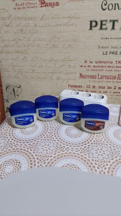 Вазелін косметичний новий