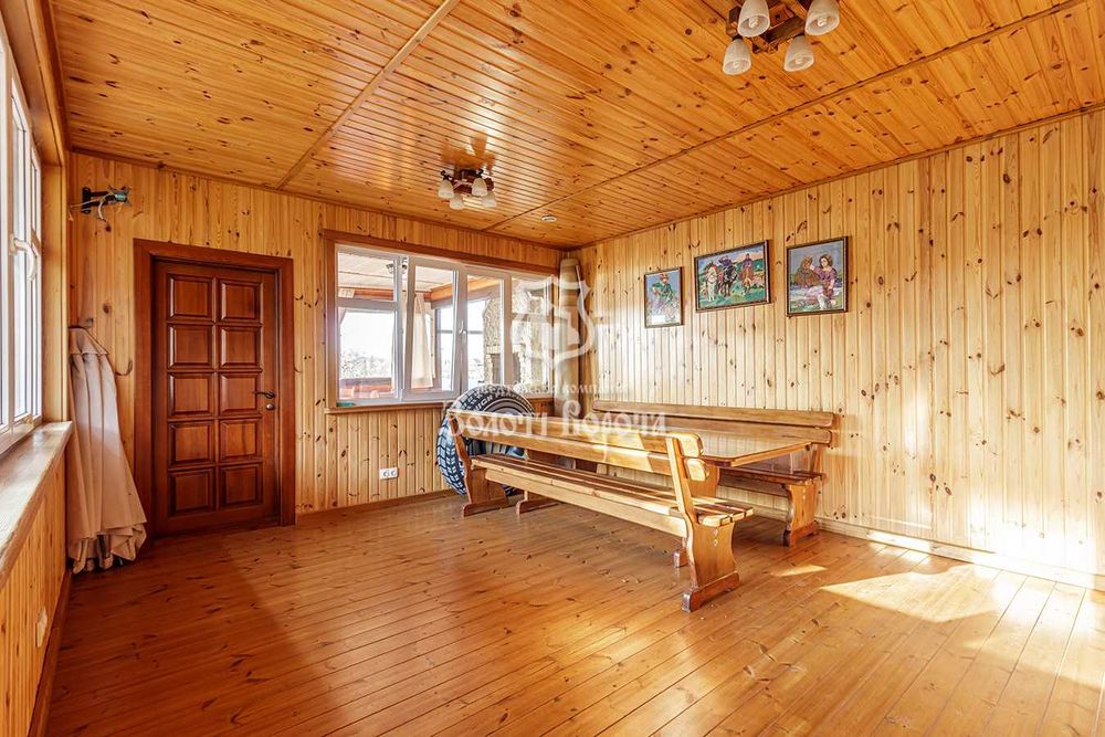 Будинок 2 поверхи, 5,8 сотки. Дизайнерський ремонт. с. Підгірці, озеро