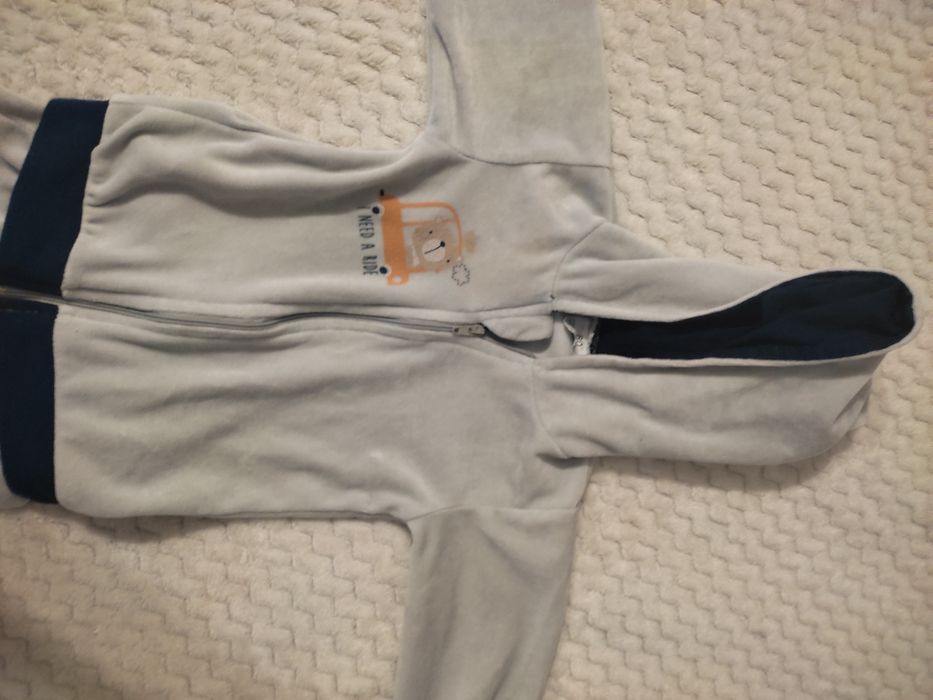 Komplet dla chłopca bluza i dresy r.80