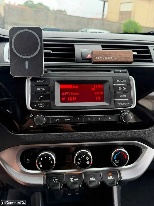 Kia Rio 2015 1.1
