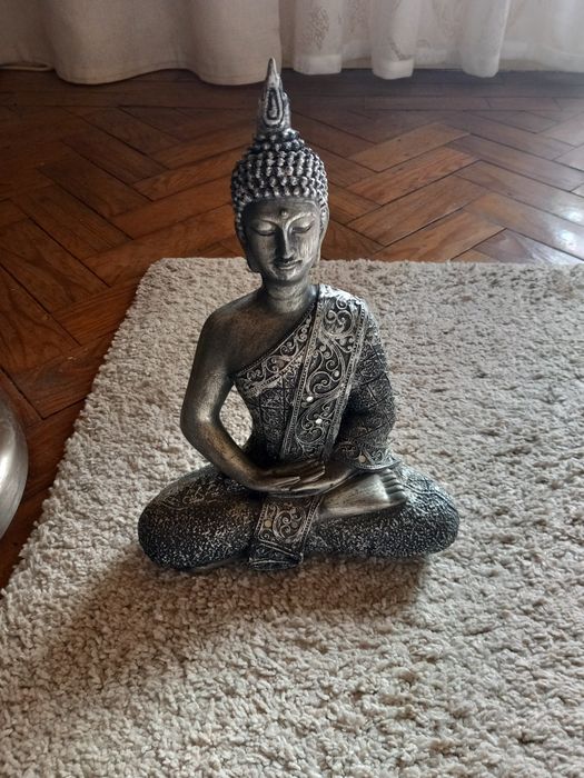 Estatueta linda como nova