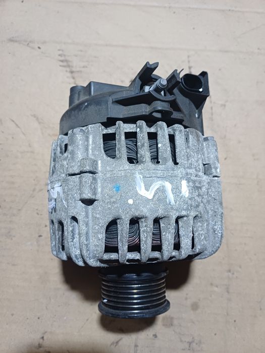 Alternator Ford AV6N-10300-MD