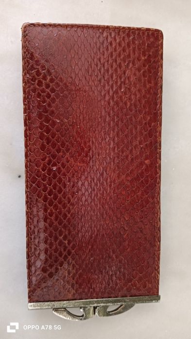 Carteiras antigas em pele