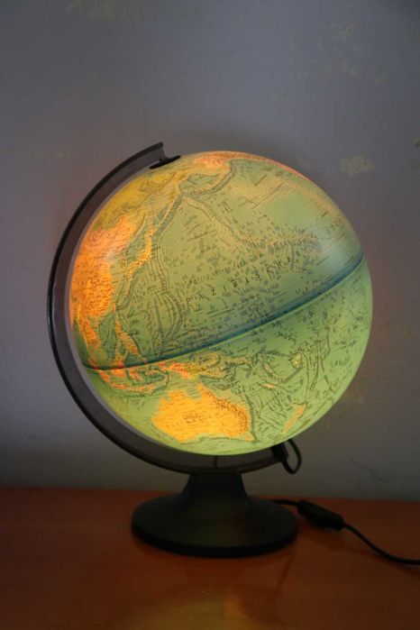Podświetlany globus Lampka Globemaster