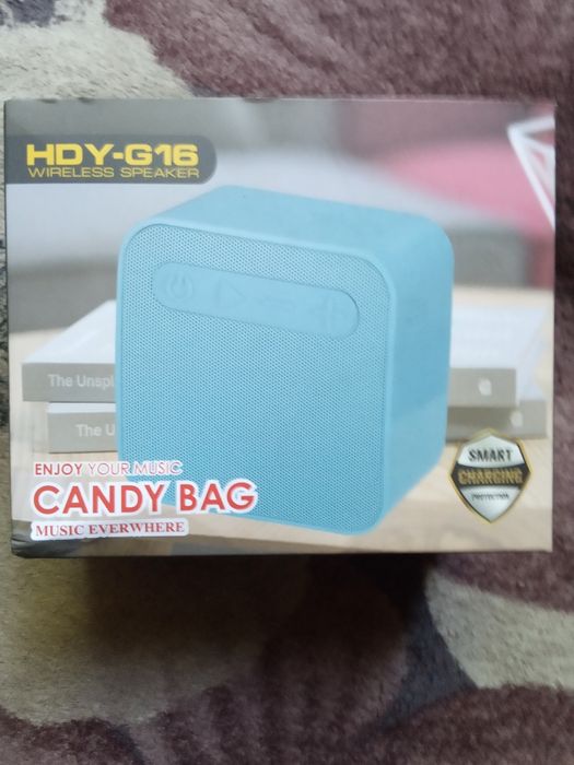 Музыкальная колонка.