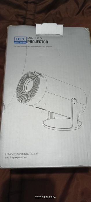 Смарт-проектор android wi-fi bluetooth 4K домашній кінотеатр