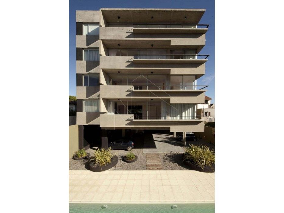 Terreno no Centro de Oliveira do Bairro para construção de 20/23 ap... — Oliveira do Bairro, Aveiro