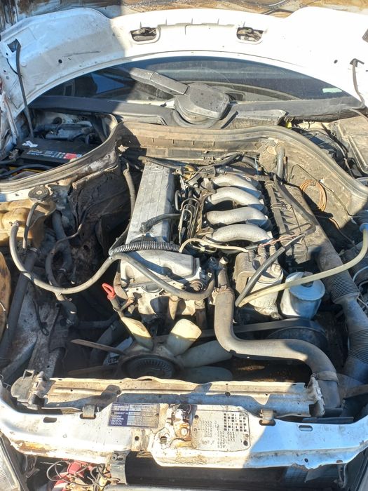 Мерседес w124 e260