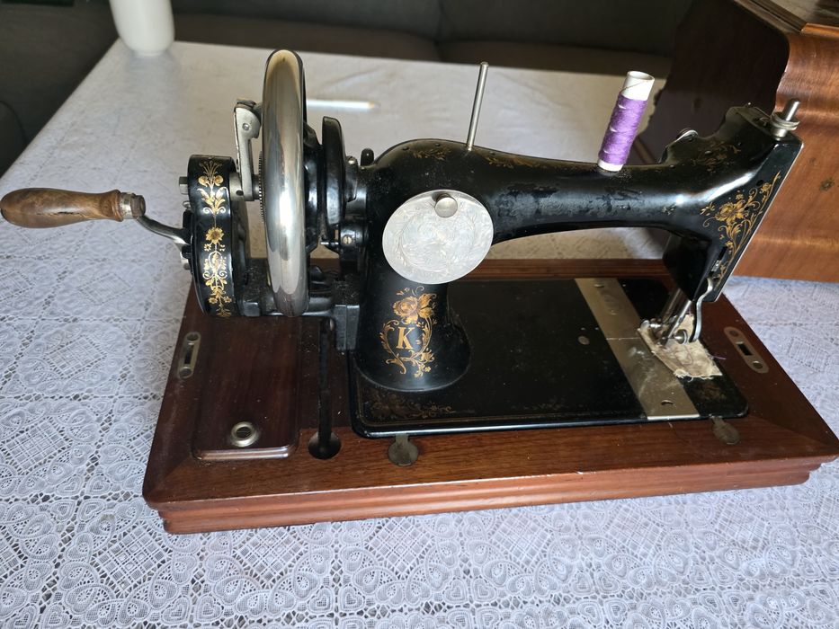 Zabytkowa maszyna do szycia Pfaff