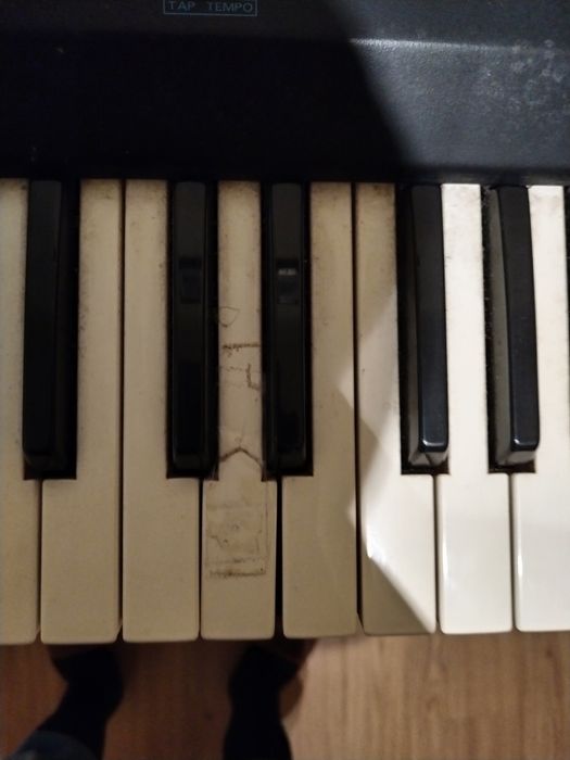 Piano Roland E-70