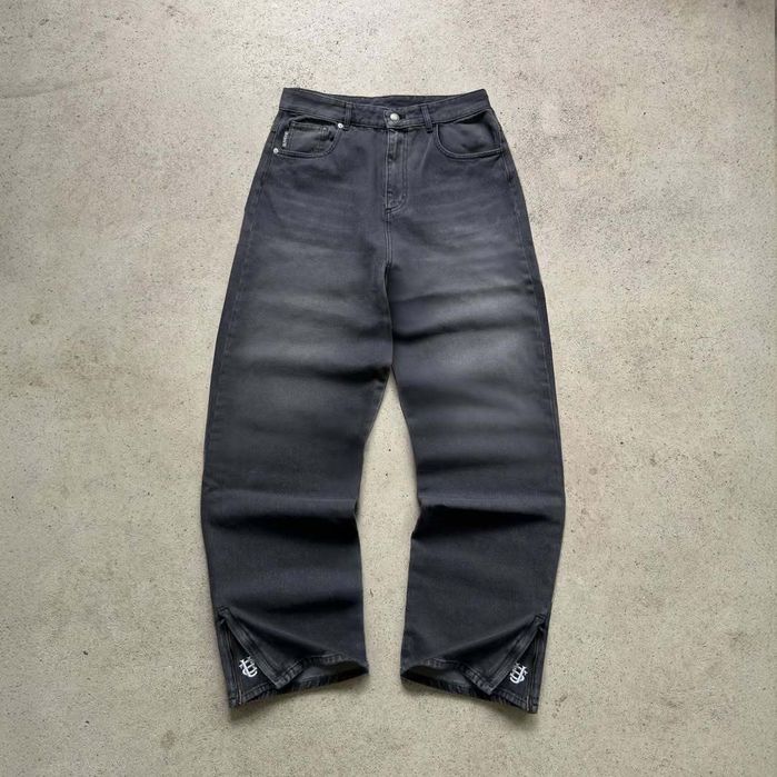 Flared Jeans Suvene,фларед джинси,сувене,кльош,slim fit

Стильні чорні