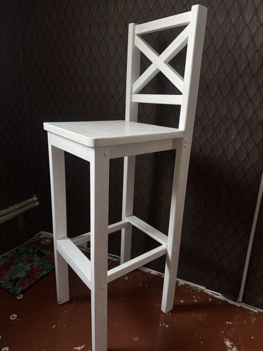 Барний стілець білий