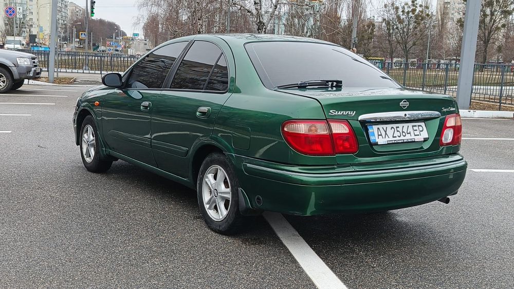Продам Nissan almera автомат