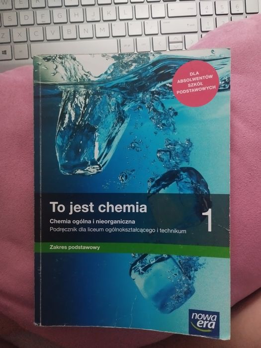 podręcznik do 1 klasy technikum/liceum do chemii zakres podstawowy