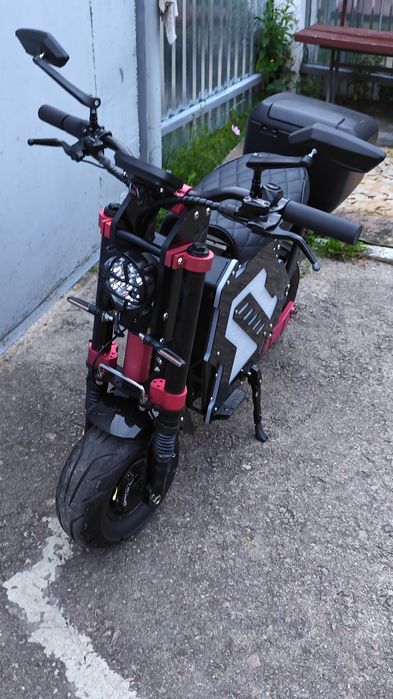 Molo 5 електричний скутер 72v60ah малий та потужний