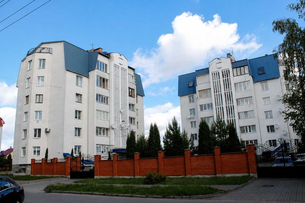 Квартира в центрі Луцька 210кв м