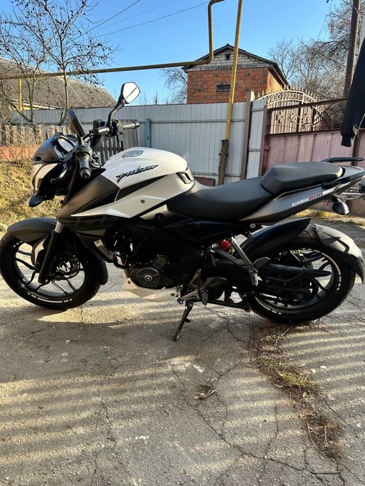 Pulsar ns 200 2019
